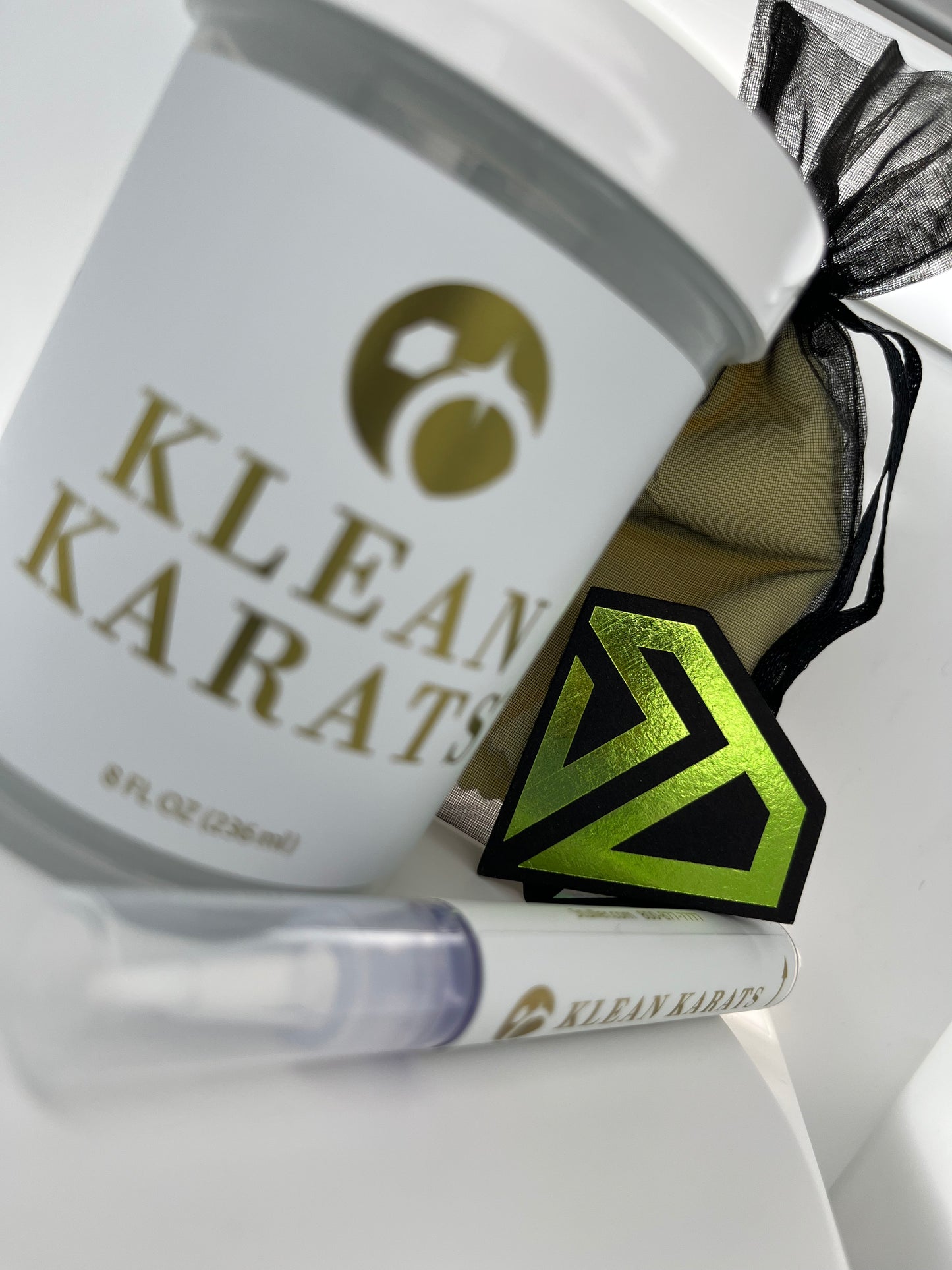 Cleaning kit